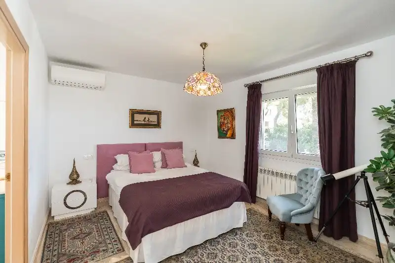 Chalet con piscina en venta en Elviria - Cabopino, imagen 26