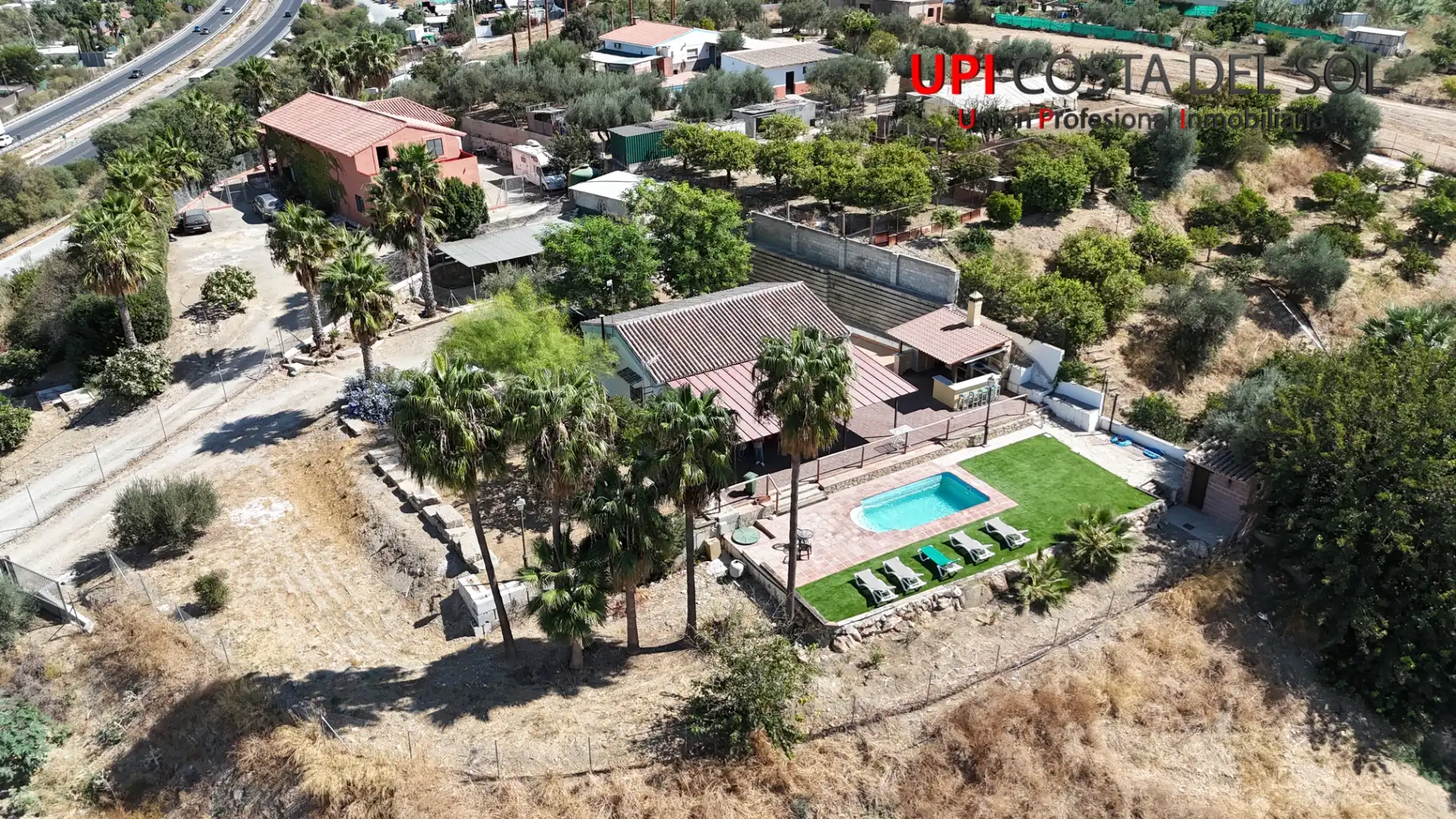 Vista exterior de Finca rústica en venta en Cártama con Aire acondicionado, Jardín privado y Terraza