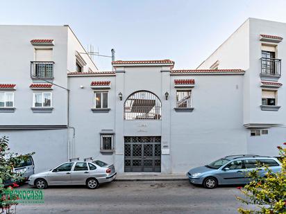 Vista exterior de Casa adosada en venda en El Ejido amb Terrassa i Balcó