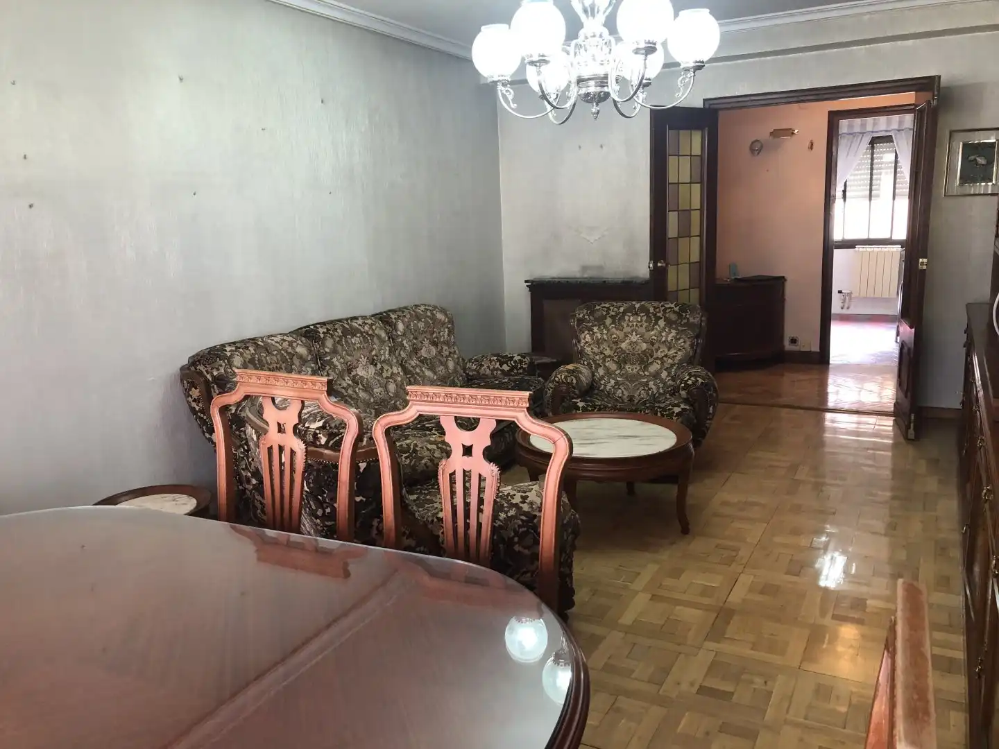 Sala d'estar de Pis en venda en Segovia amb Calefacció, Piscina i Moblat