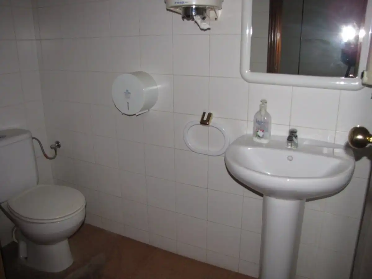 Bany de Local en venda en Amposta amb Aire condicionat
