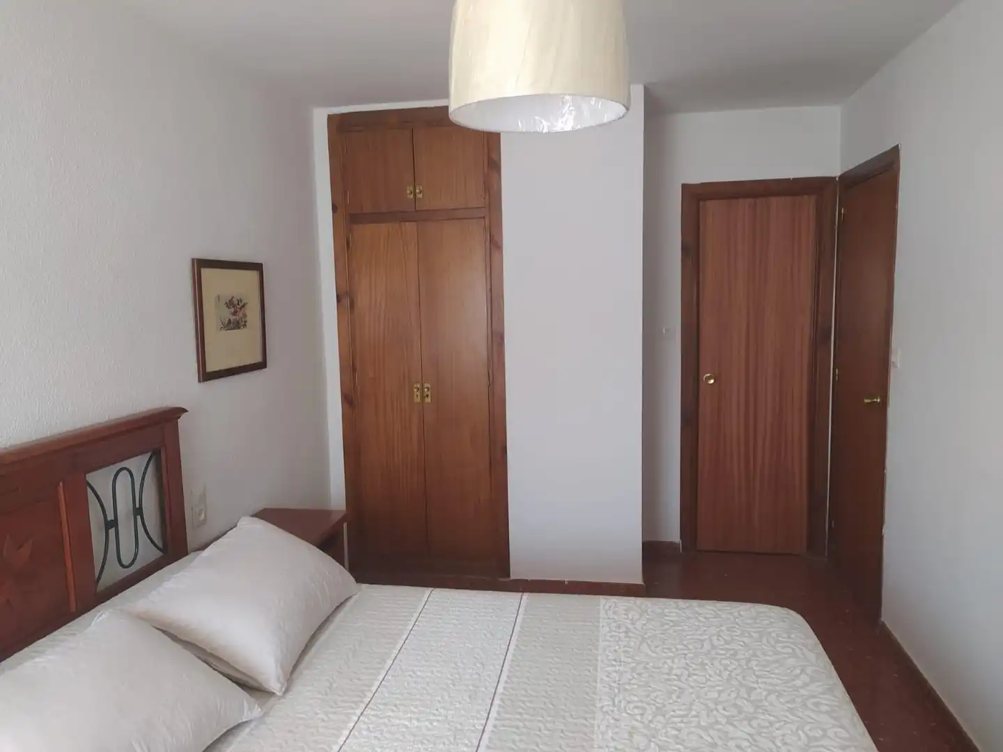 Schlafzimmer von Wohnung zur Miete in Granada mit Heizung und Möbliert