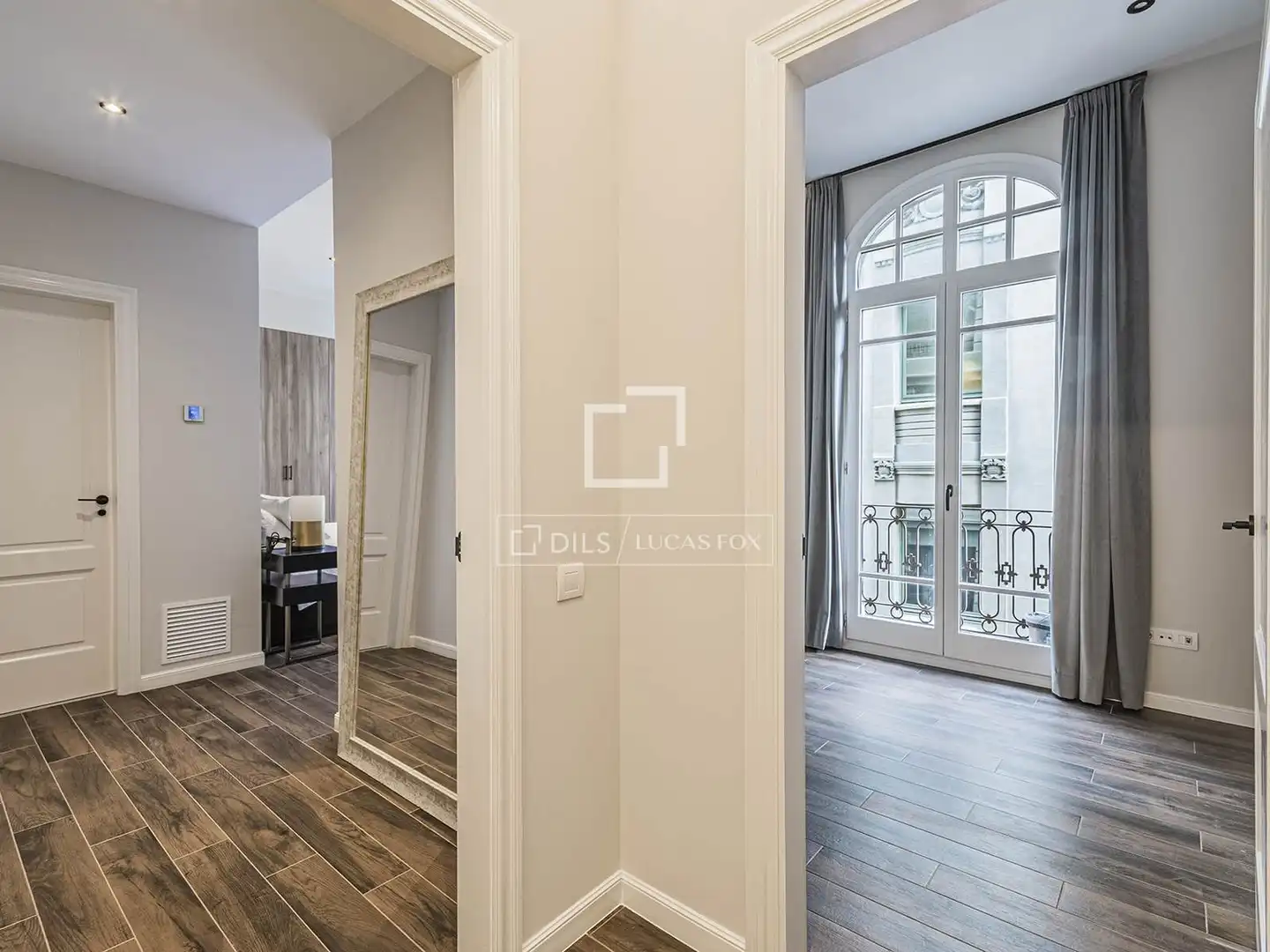 Piso en venta en Barcelona con Aire acondicionado, Calefacción y Balcón
