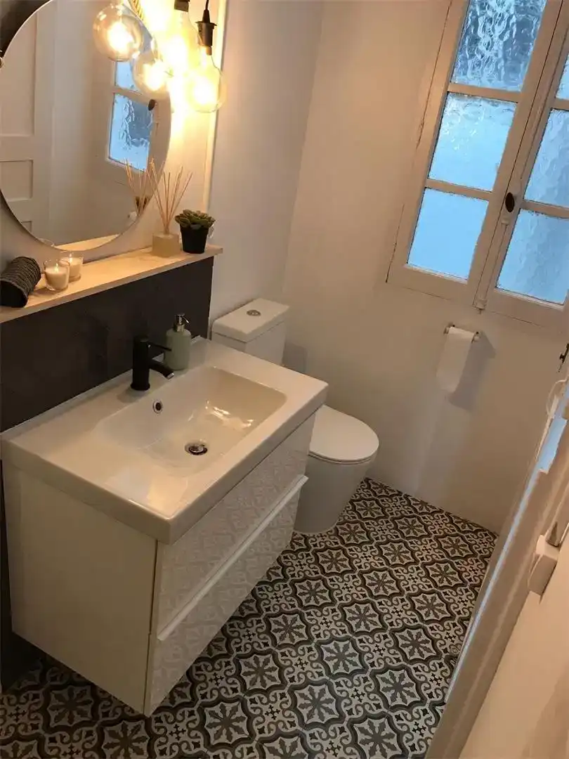 Bathroom of Flat for share in Eixample 