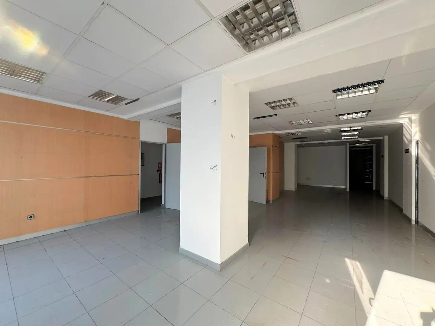 Local comercial en venda a Calle San Mames 1 24007 Leon, imagen 3