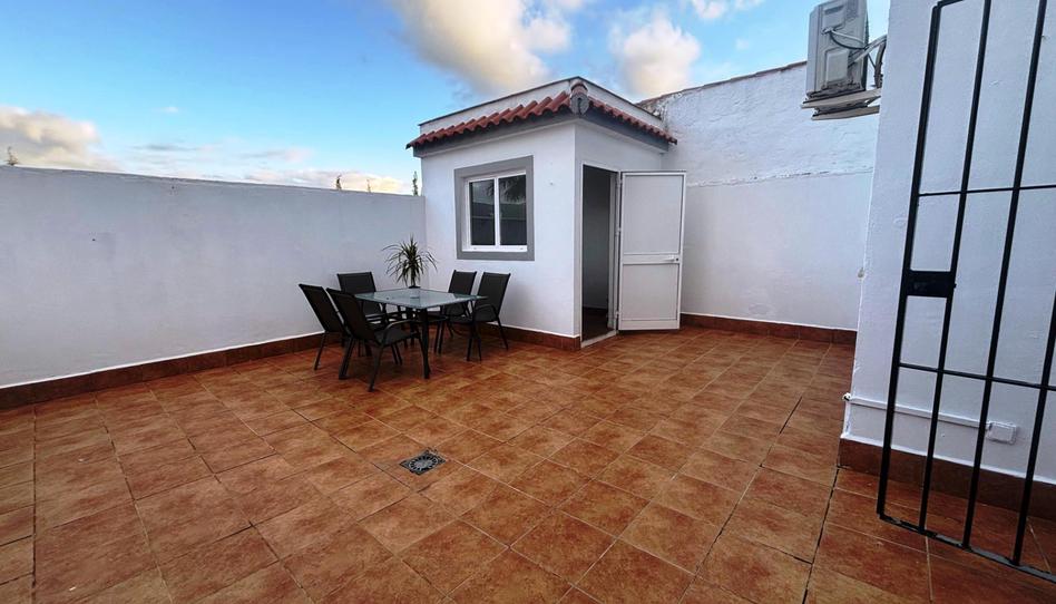Foto 1 de Casa adosada en venda a Albaida del Aljarafe, Sevilla