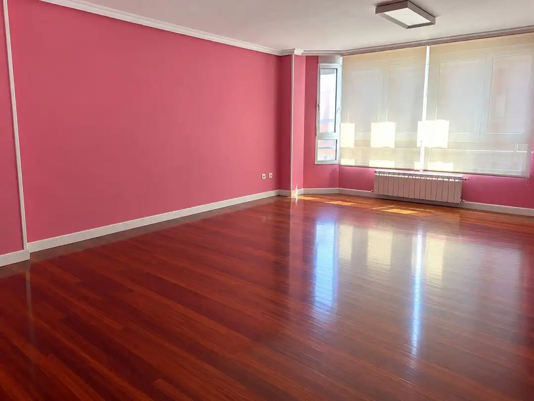 Piso con terraza en venta en Castilla - Hermida, imagen 3