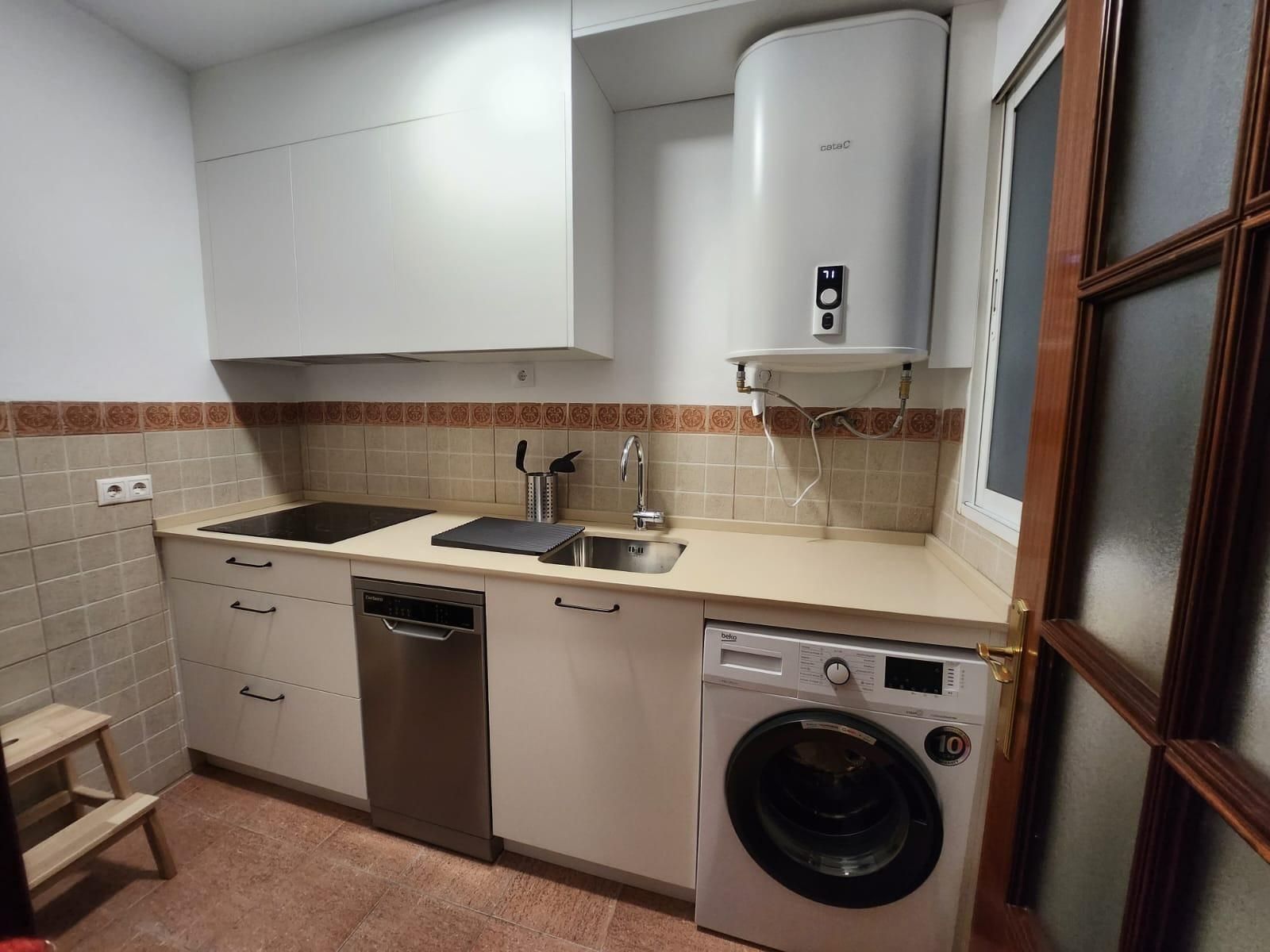 Küche von Wohnung zum Verkauf in  Córdoba Capital mit Klimaanlage und Möbliert