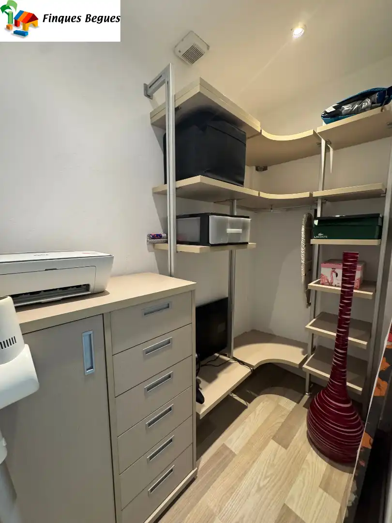 Planta baja en venta en Begues, Barcelona