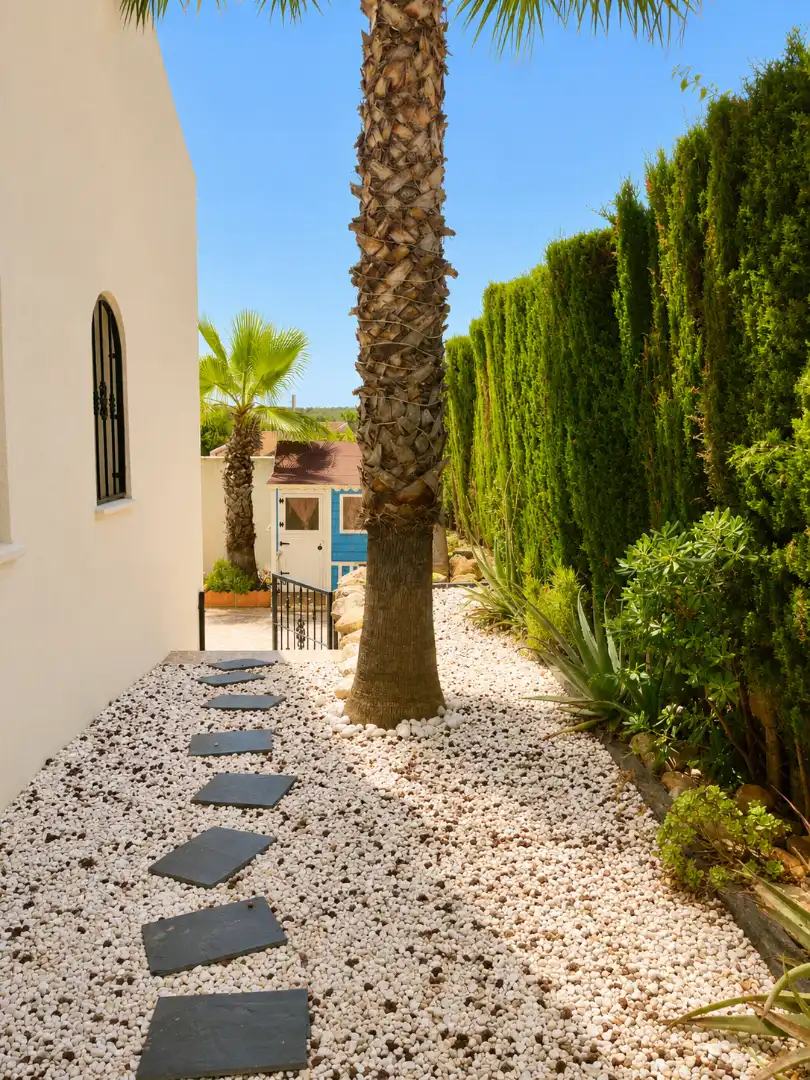 Jardí de Casa o xalet en venda en Orihuela amb Aire condicionat, Calefacció i Jardí privat