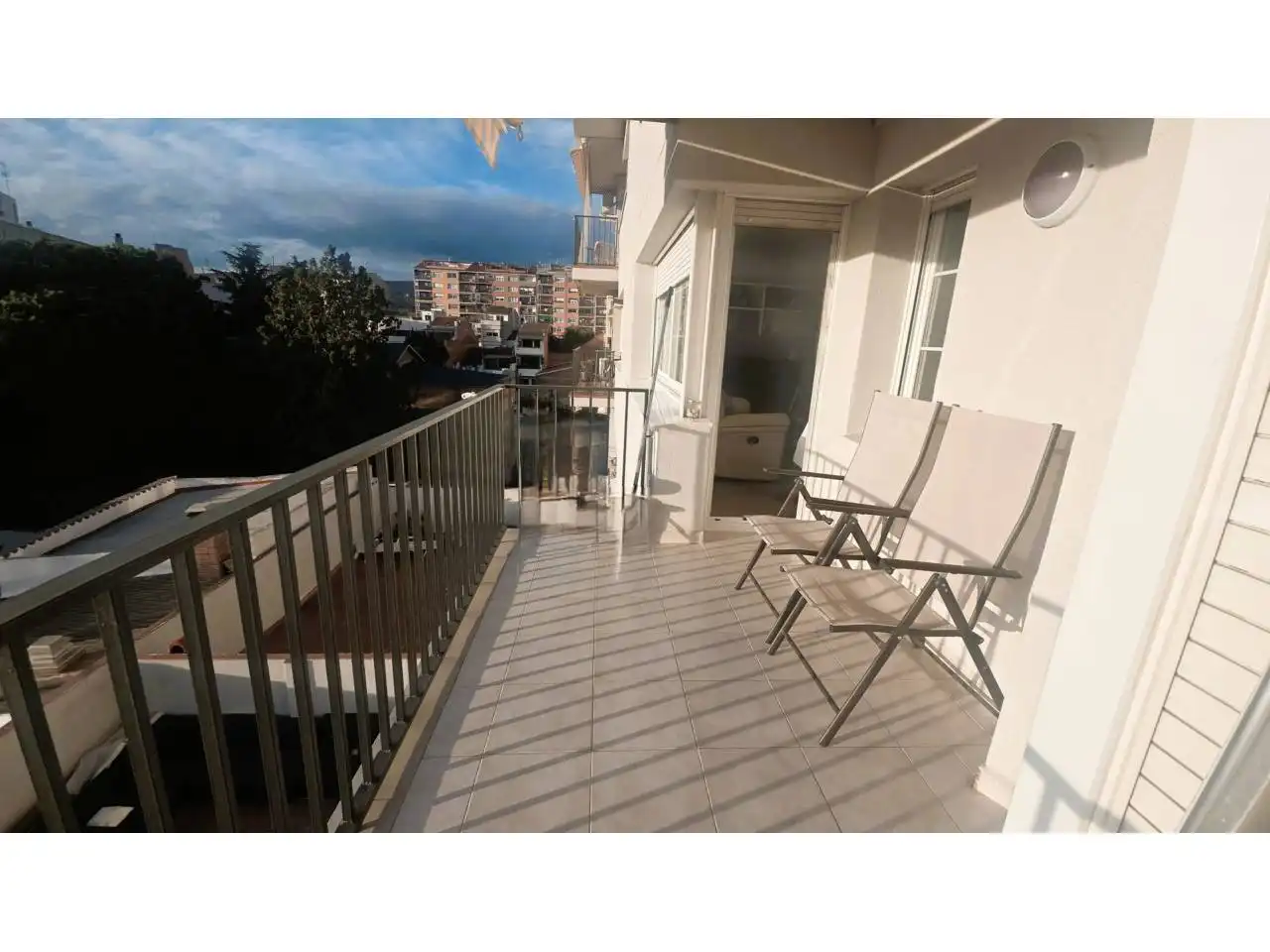 Exterior view of Flat for sale in Terrassa  with Air Conditioner, Heating and Terrace