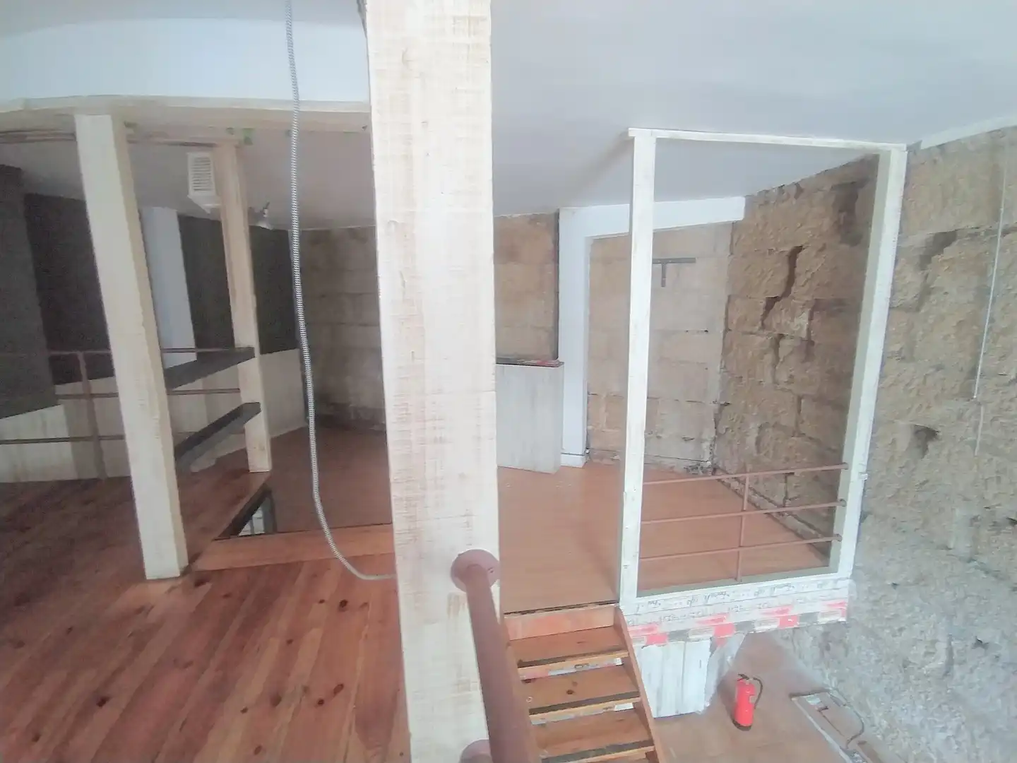 Local comercial de lloguer a Rúa de Pizarro, imagen 2