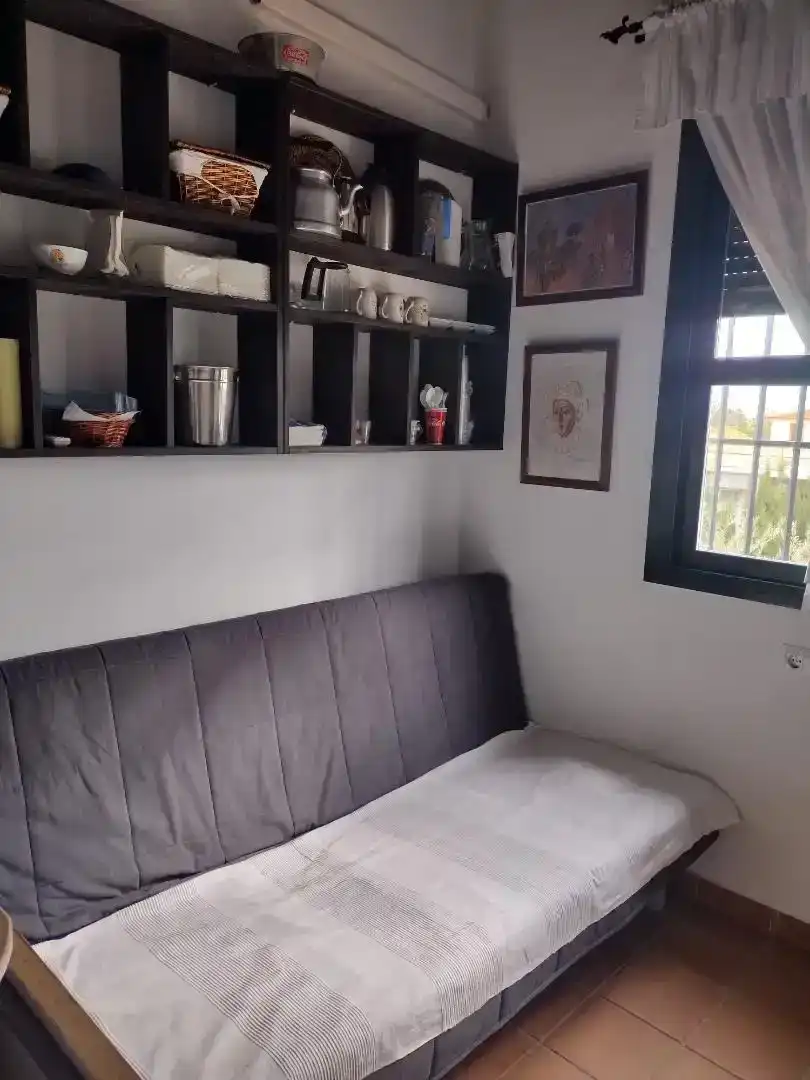 Sala de estar de Estudio en venta en Almonte con Aire acondicionado, Jardín privado y Amueblado