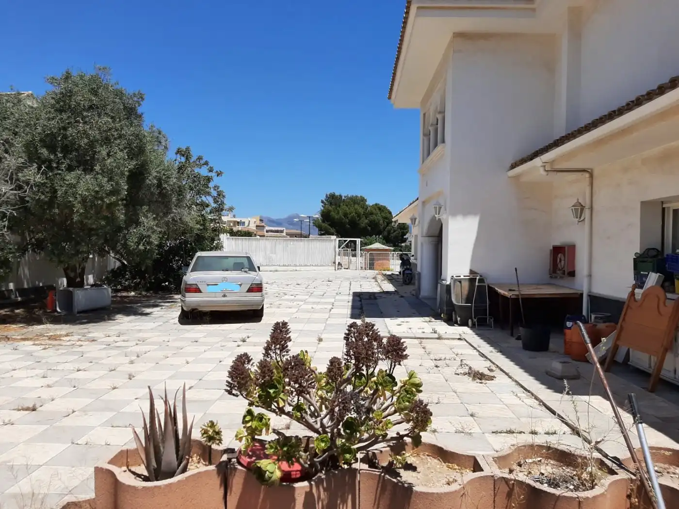 Exterior view of Houses for sale in La Nucia  with Private garden, Terrace and Furnished