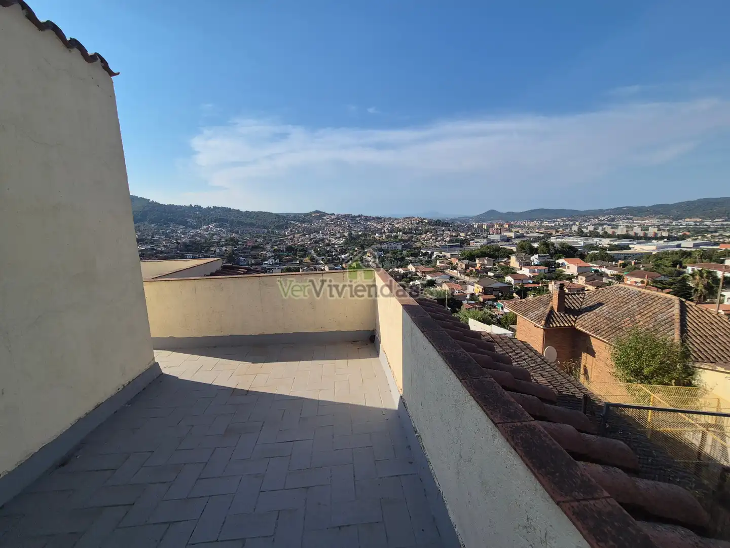 Terrassa de Casa o xalet en venda en Sant Vicenç Dels Horts amb Aire condicionat, Calefacció i Jardí privat