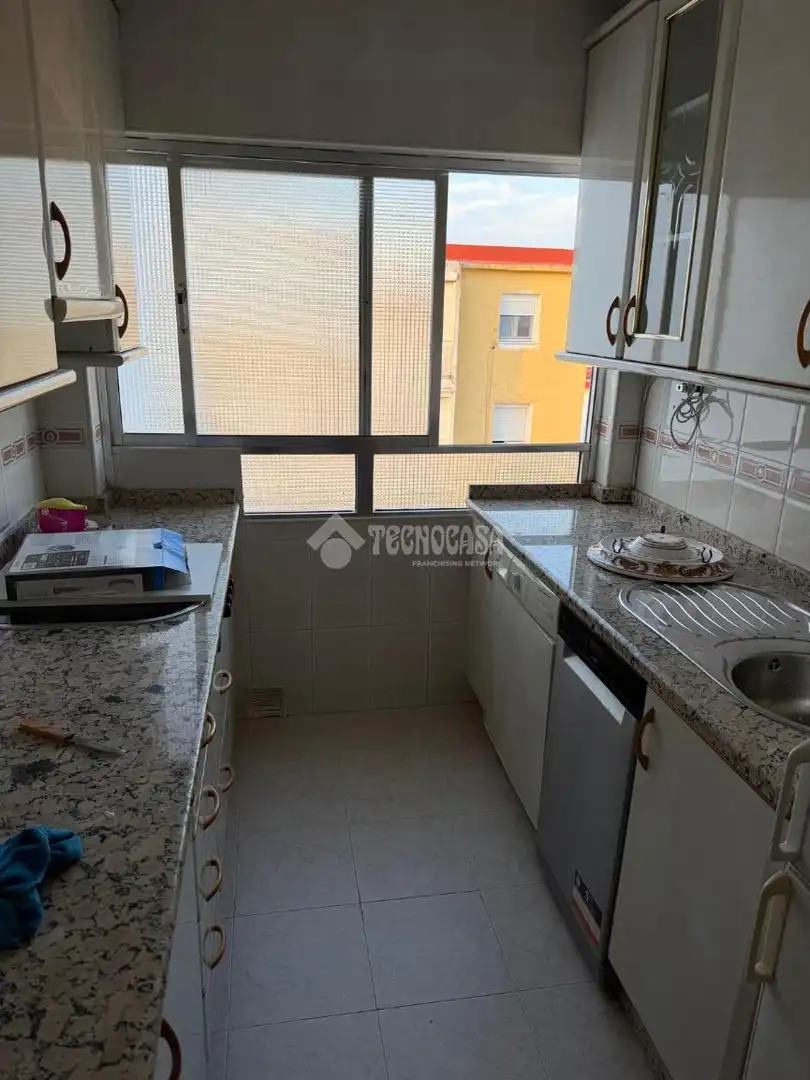 Kitchen of Flat for rent in Sevilla  with Terrace