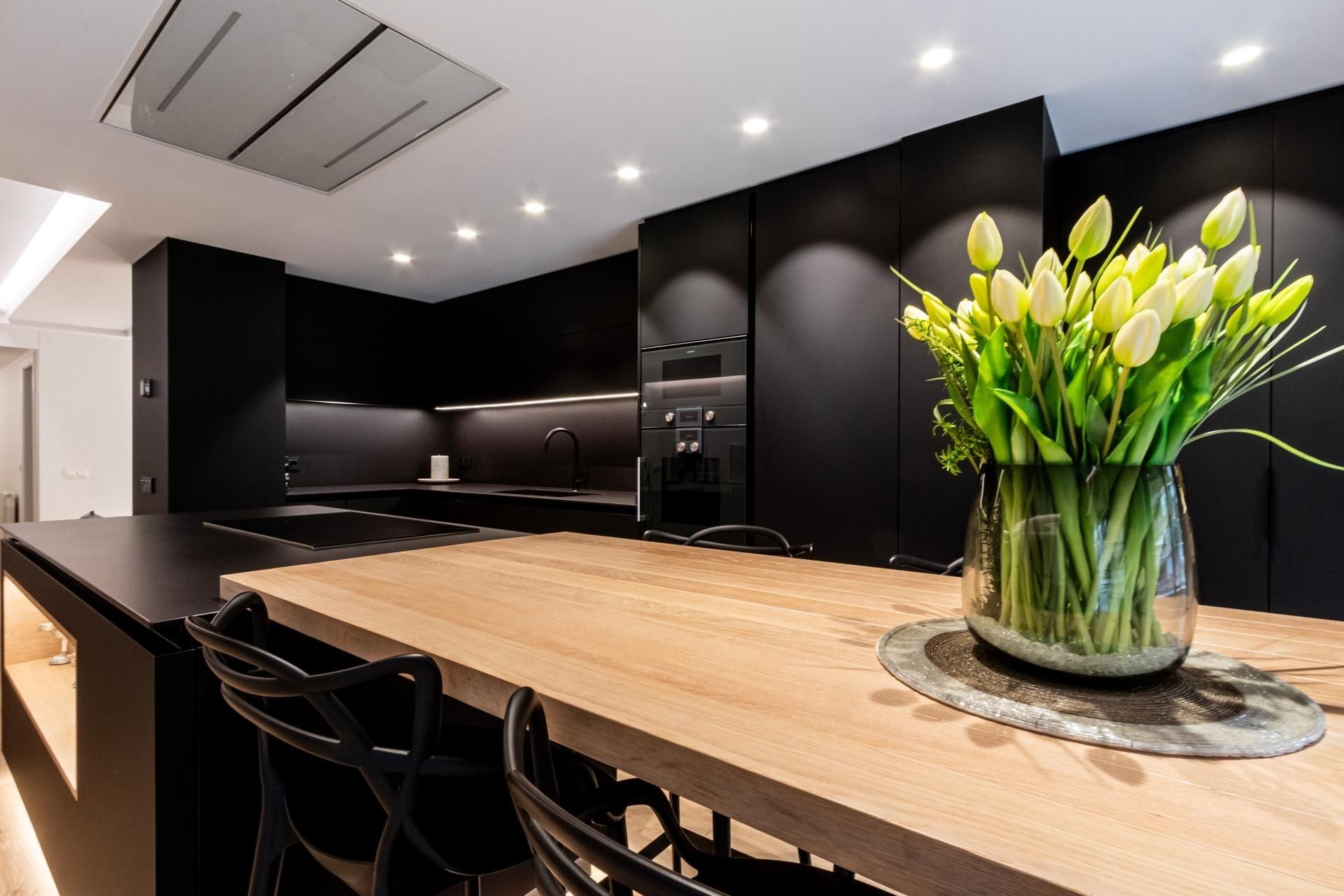 Kitchen of Flat for sale in Manresa  with Heating, Private garden and Parquet flooring