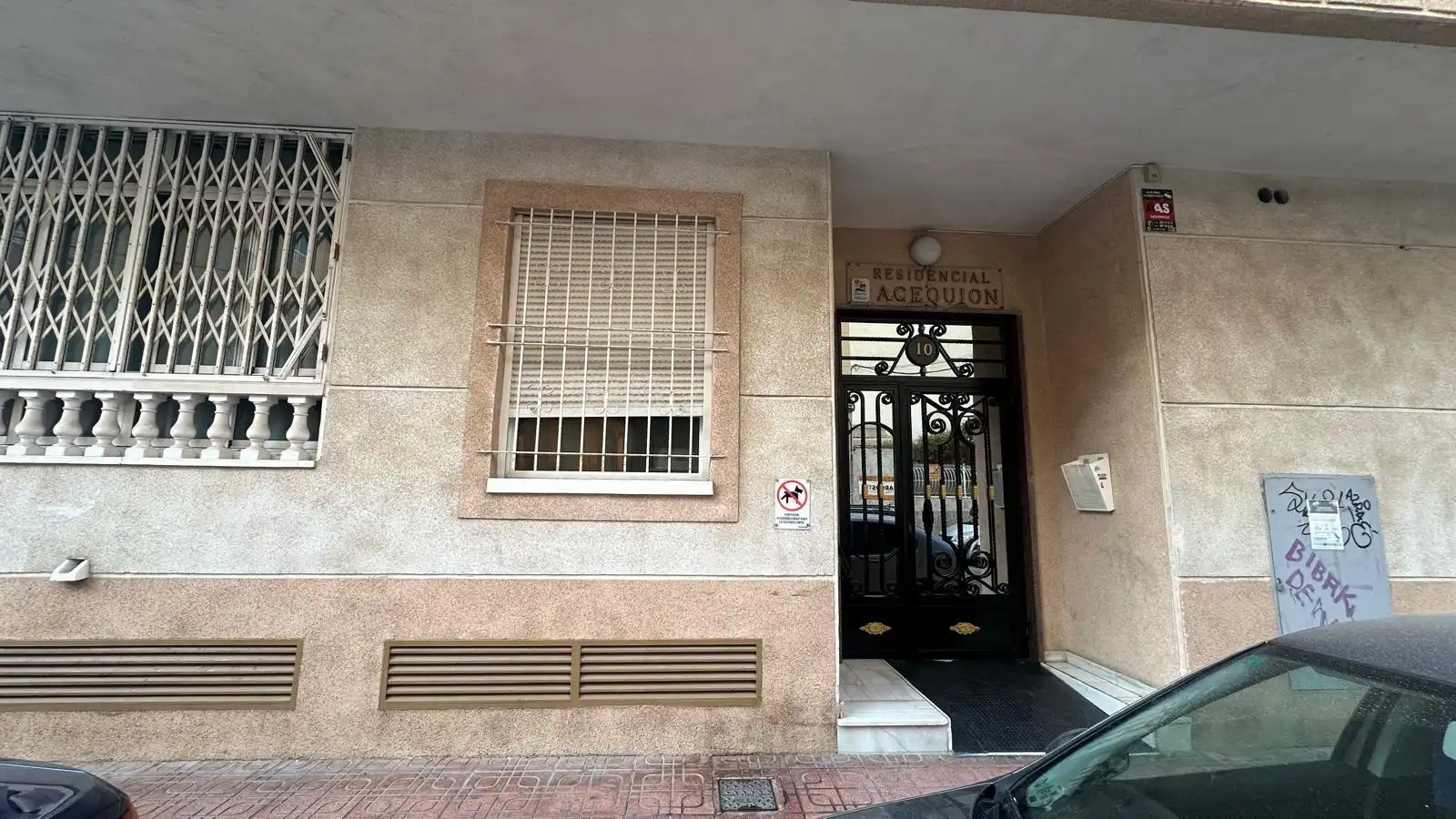 Exterior view of Flat for rent in Torrevieja  with Heating, Furnished and Washing machine