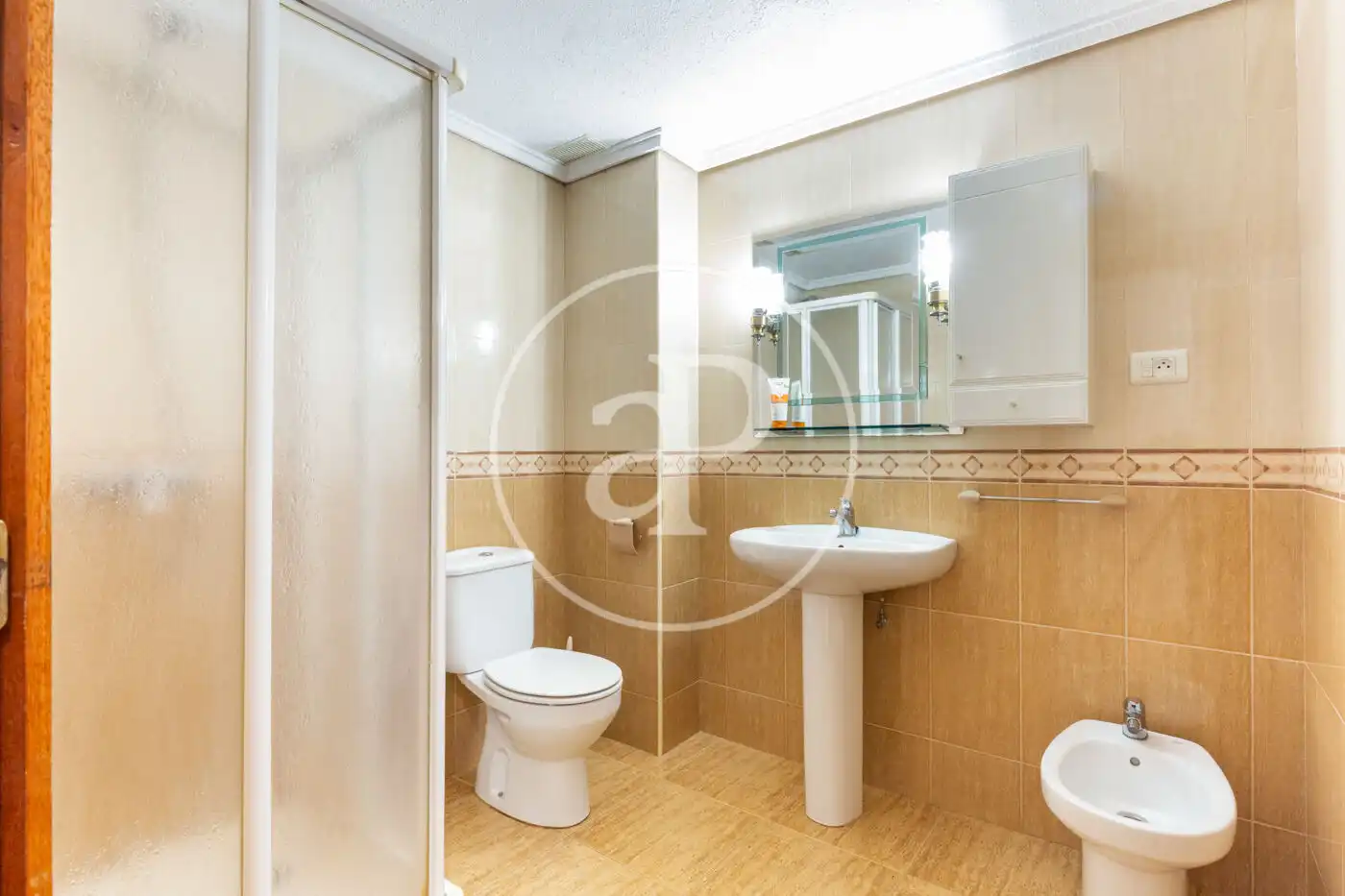 Baño de Piso de alquiler en Sagunto / Sagunt con Calefacción, Terraza y Amueblado