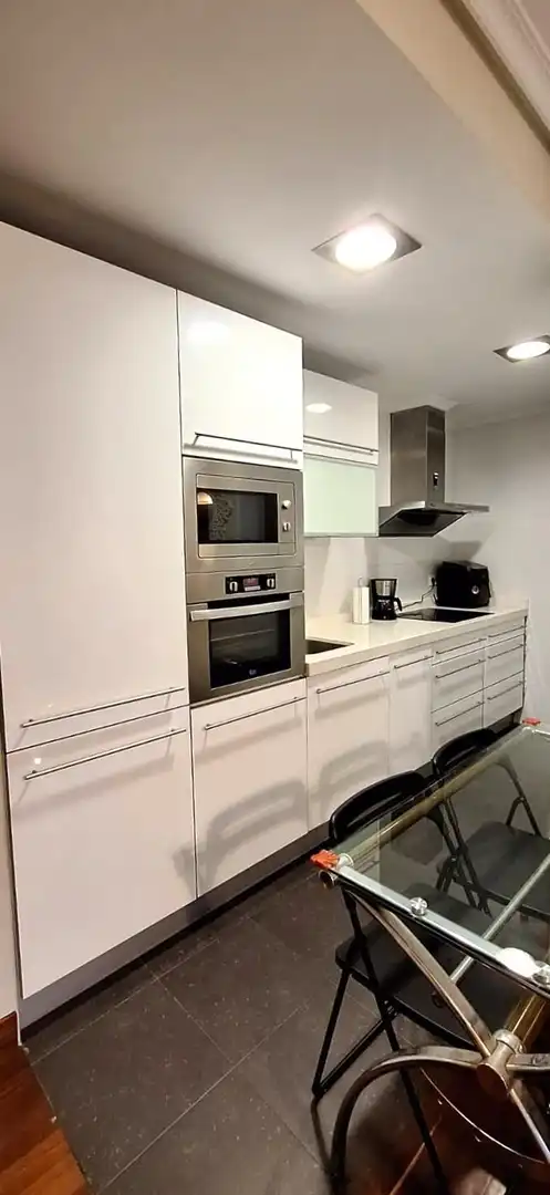 Cocina de Piso en venta en Bilbao  con Calefacción y Trastero