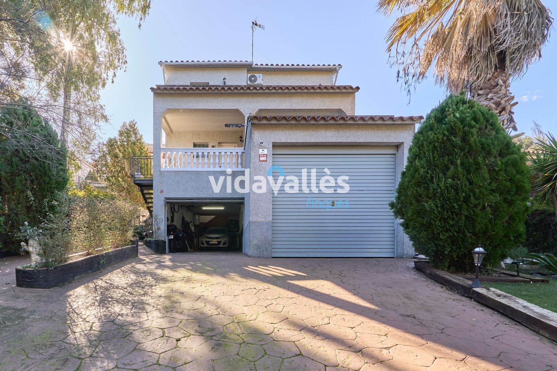 Exterior view of House or chalet for sale in Vallromanes  with Air Conditioner, Heating and Private garden