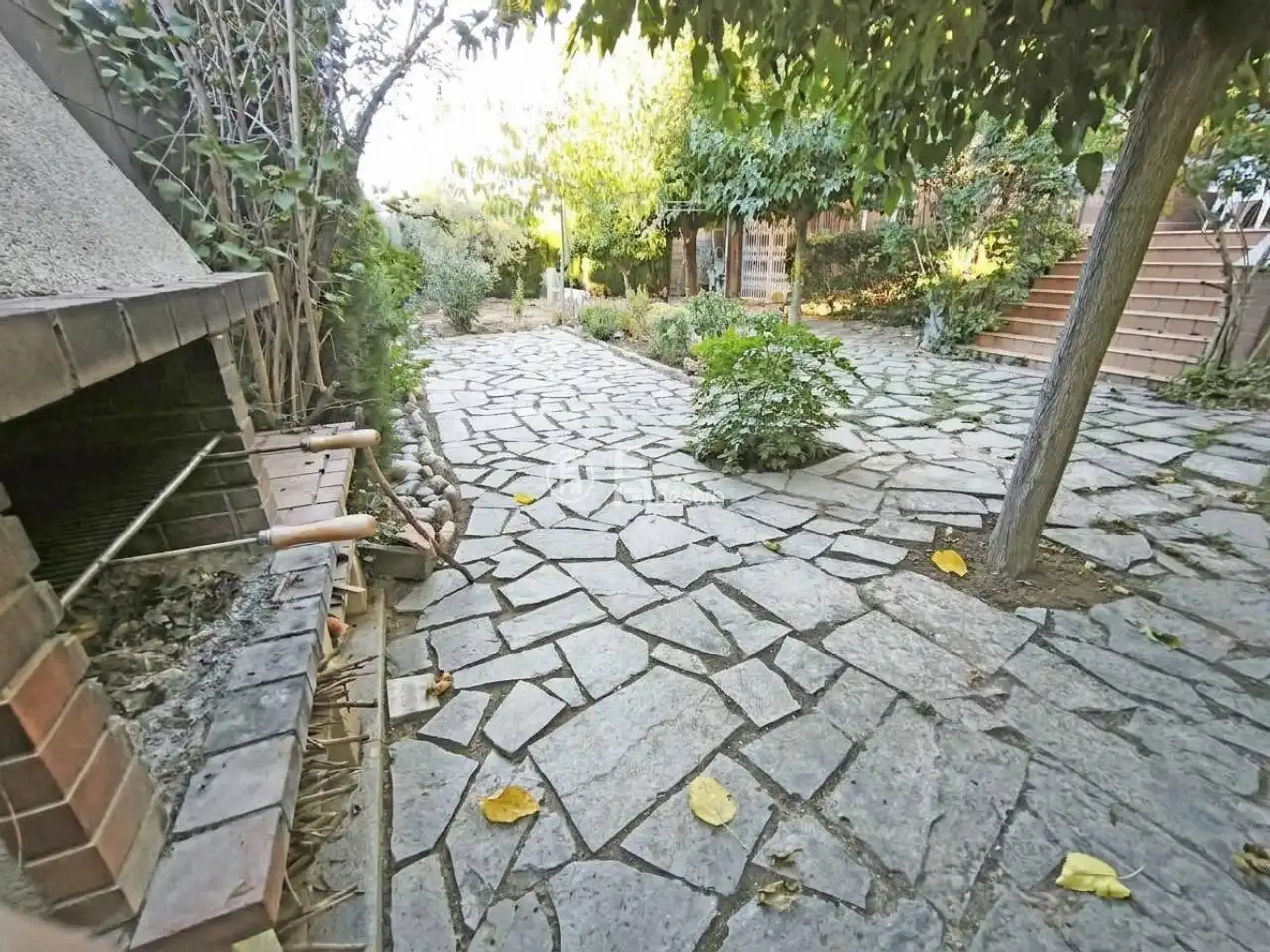 Casa aparellada amb jardí en venda a Avenida Lluís Companys, imagen 42