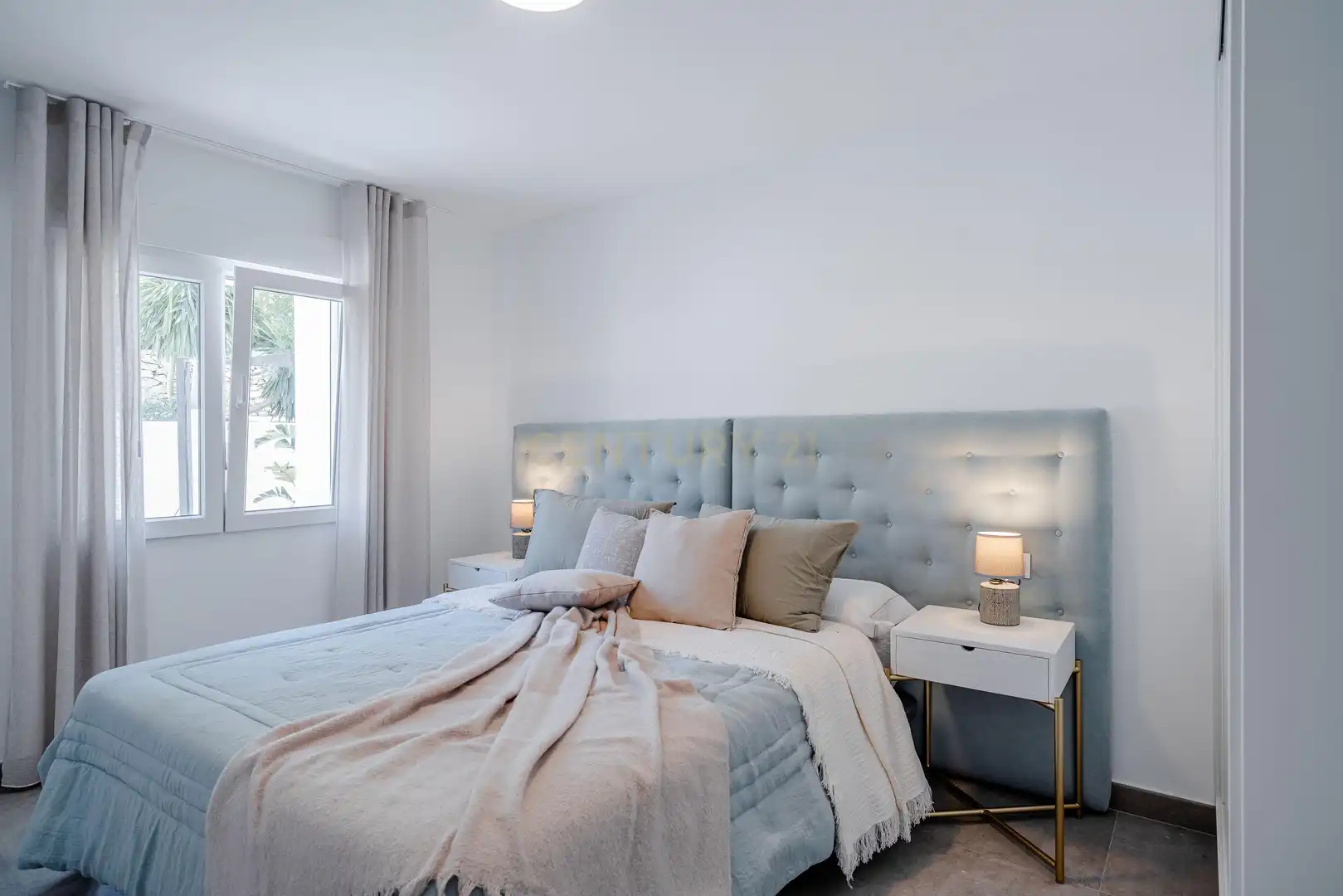 Dormitori de Apartament en venda en Calpe / Calp amb Aire condicionat, Jardí privat i Traster