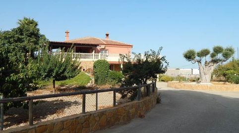 CHALET EN EL CAMPO