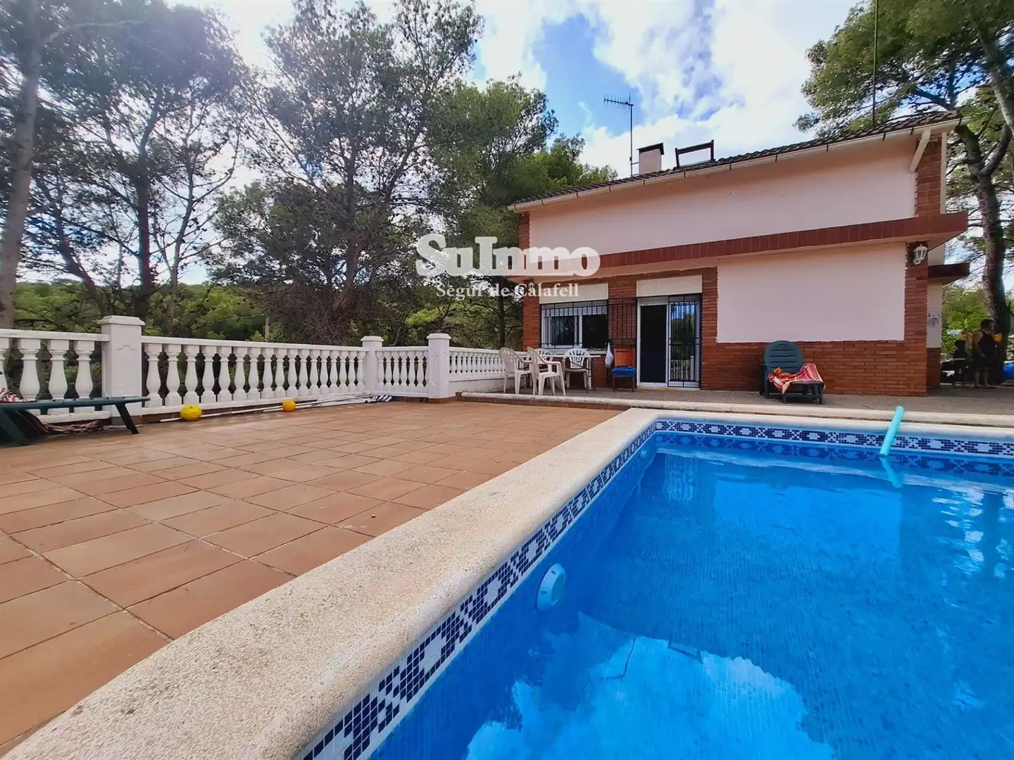 Villa mit Pool zum Verkauf in VIOLETA