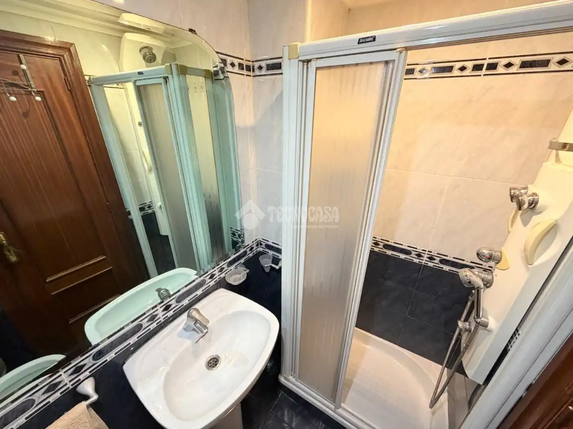 Baño de Piso en venta en Santander con Calefacción, Parquet y Trastero