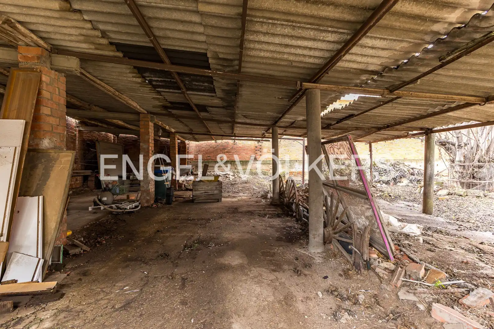 Houses for sale in Sant Vicenç Dels Horts  with Heating and Private garden