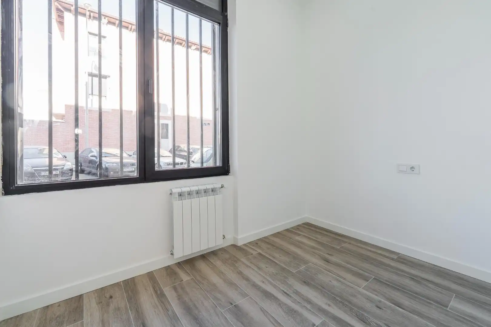 Bedroom of Flat for sale in Madrid