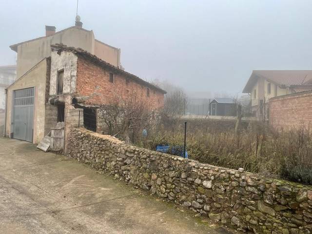 Terreno residencial en Venta en Calle Cascajo, 6 en Santurdejo