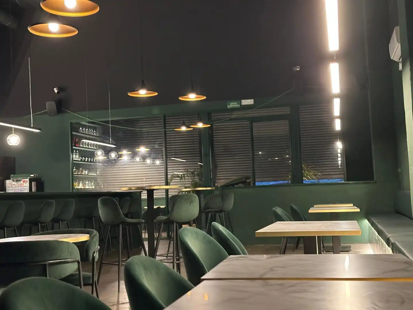 Business premises for transfer in Nucli Urbà, imagen 12