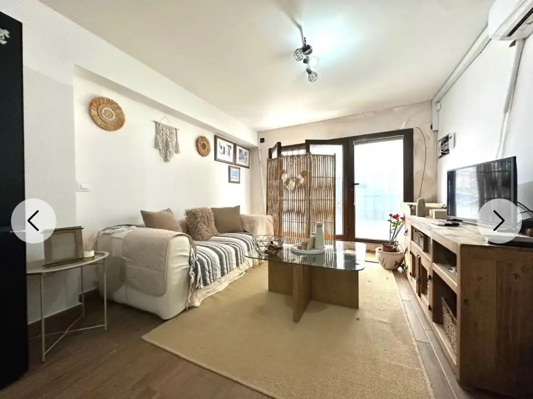 Living room of Commercial properties for sale in El Puerto de Santa María  with Air Conditioner, Heating and Internet