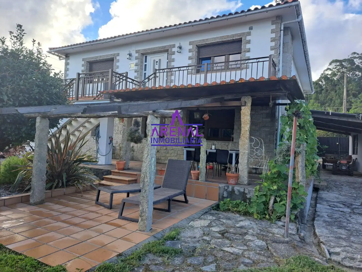 Terraza de Casa o chalet en venta en A Pobra do Caramiñal con Calefacción y Jardín privado