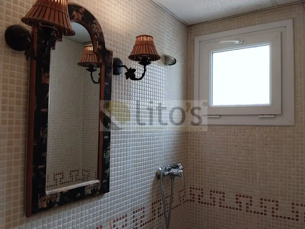 Bathroom of Detached homes for sale in Dos Hermanas  with Private garden and Swimming Pool