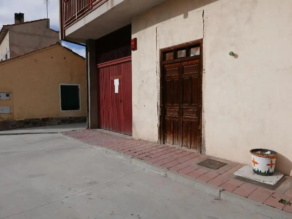 Aparcament en venda a Nava de la Asunción, imagen 2