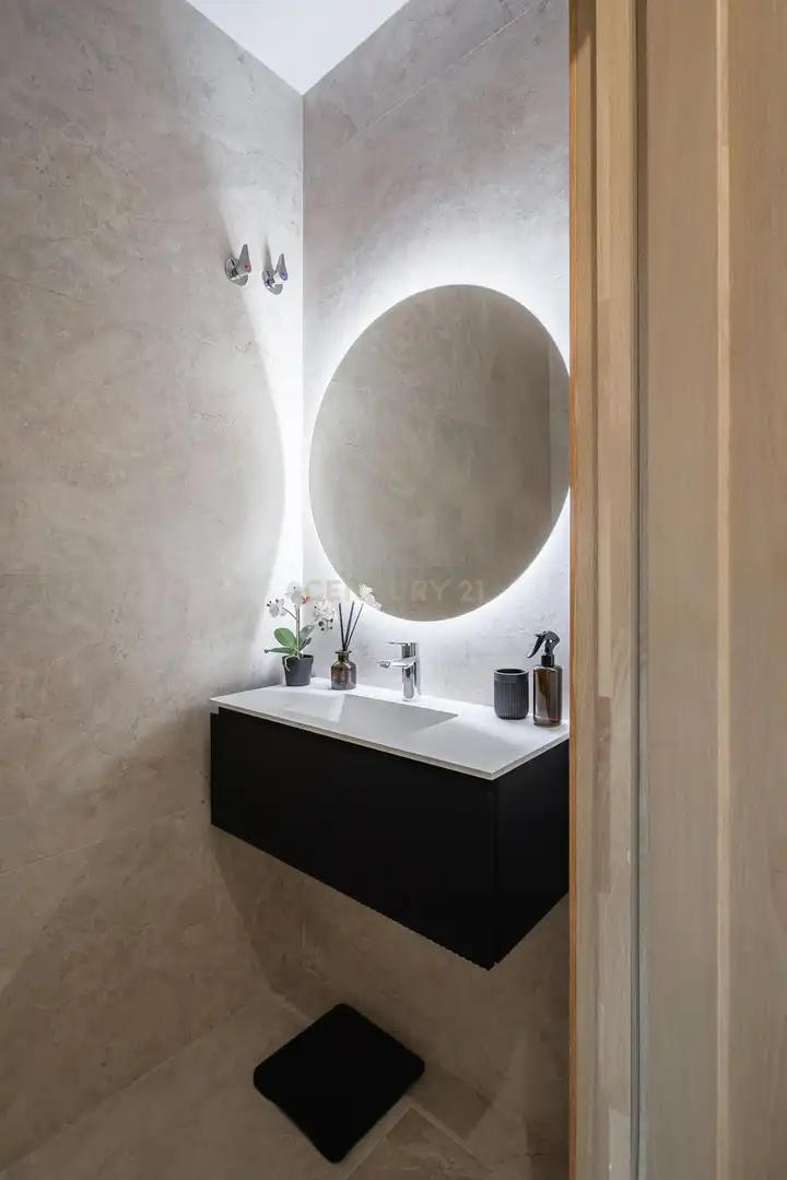 Baño de Casa o chalet en venta en Benahavís con Aire acondicionado, Trastero y Piscina