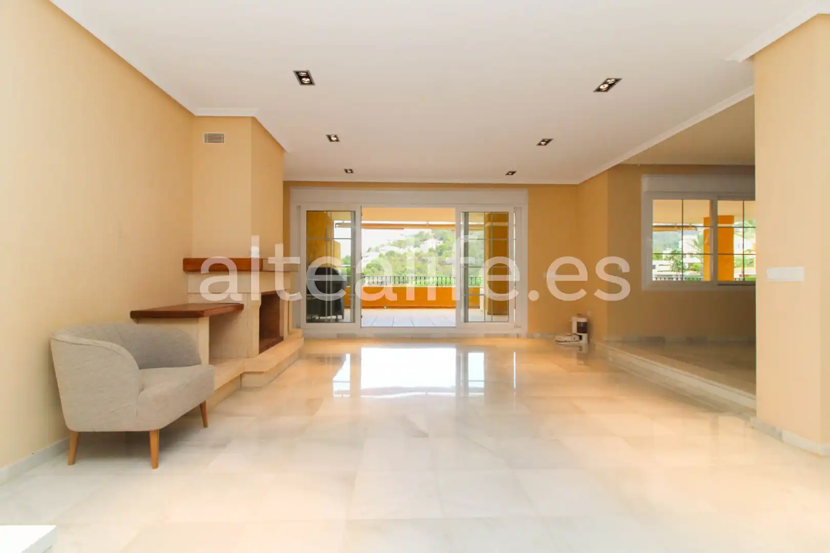 Sala de estar de Apartamento en venta en Altea con Aire acondicionado, Calefacción y Jardín privado