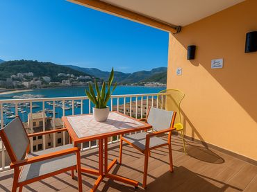 Appartement compact avec balcon à vendre à Sóller