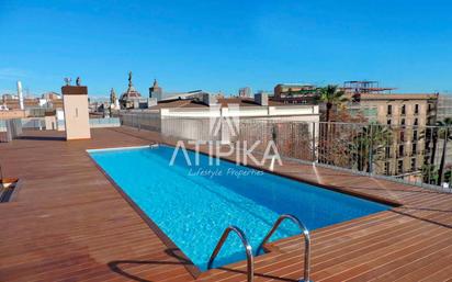 Swimming pool of Flat for sale in  Barcelona Capital  with Air Conditioner