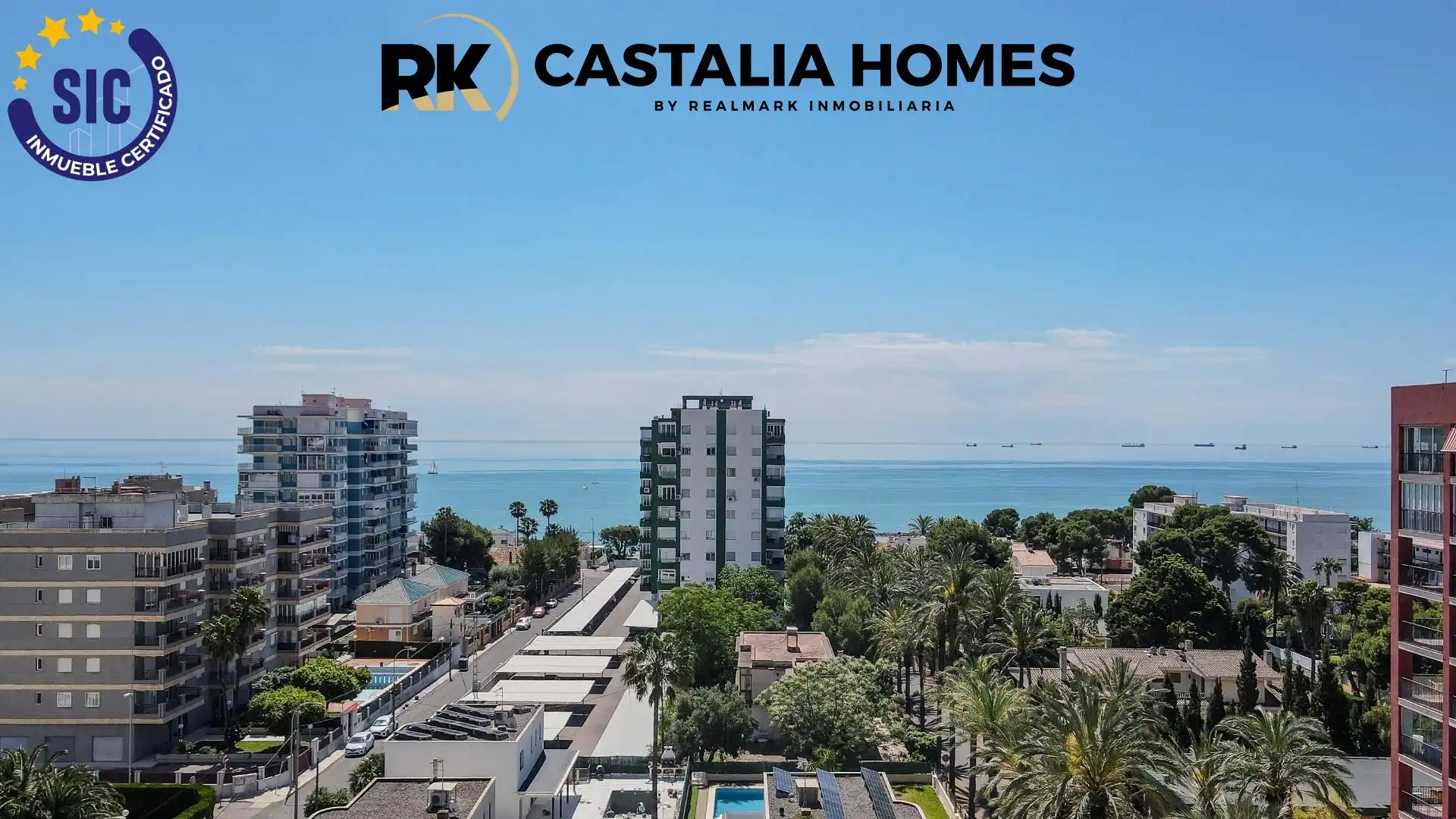Vista exterior de Casa o xalet en venda en Benicasim / Benicàssim amb Aire condicionat, Calefacció i Jardí privat