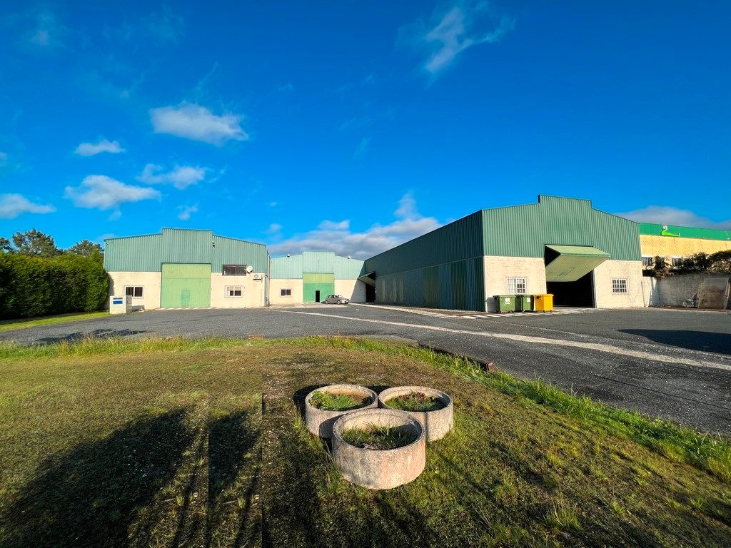 Exterior view of Industrial buildings for sale in Boqueixón