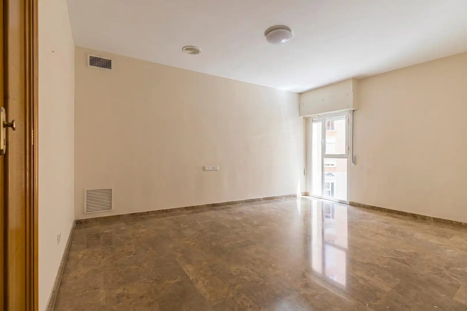 Flat for sale in Murcia  with Air Conditioner, Storage room and Balcony