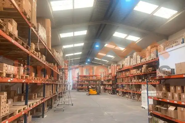 Industrial building to rent in Alaquàs, imagen 2