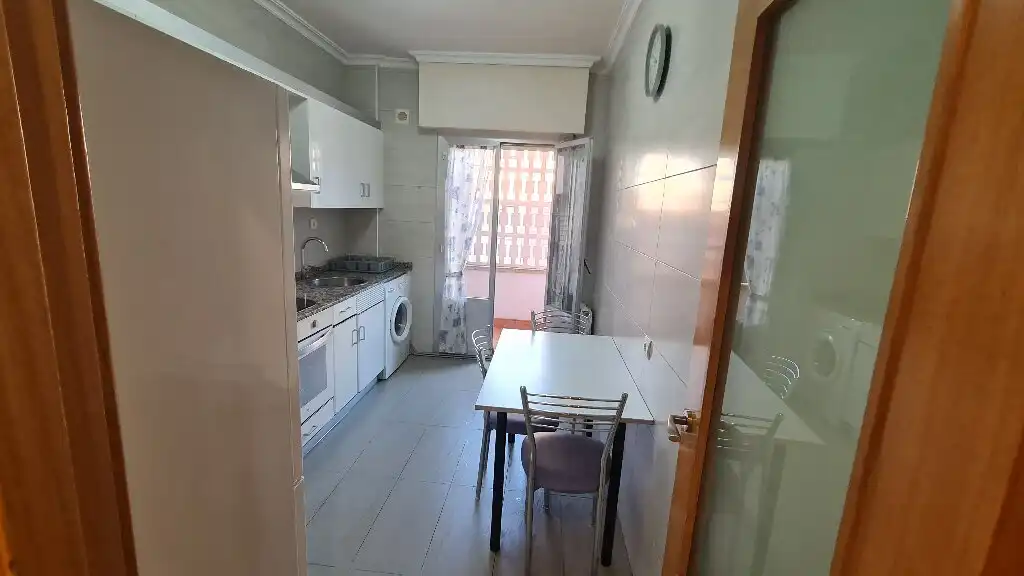 Kitchen of Flat for rent in  Logroño  with Heating, Parquet flooring and Terrace