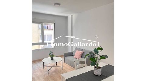 Foto 4 de Piso en venta en Calle Sebastián de Eslava, Parque Victoria Eugenia, Málaga Capital