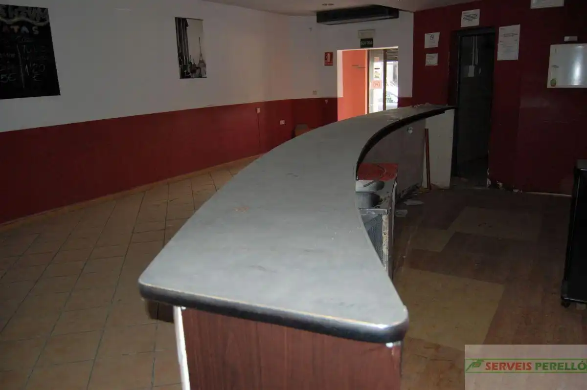 Locale commerciale in affitto a URGELL 6, imagen 4