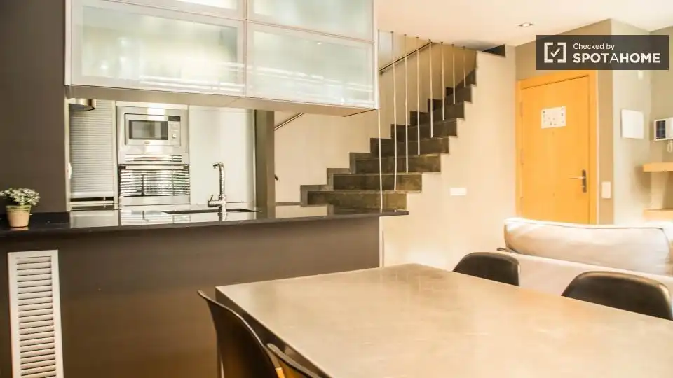 Flat with terrace to rent in Gràcia, imagen 6